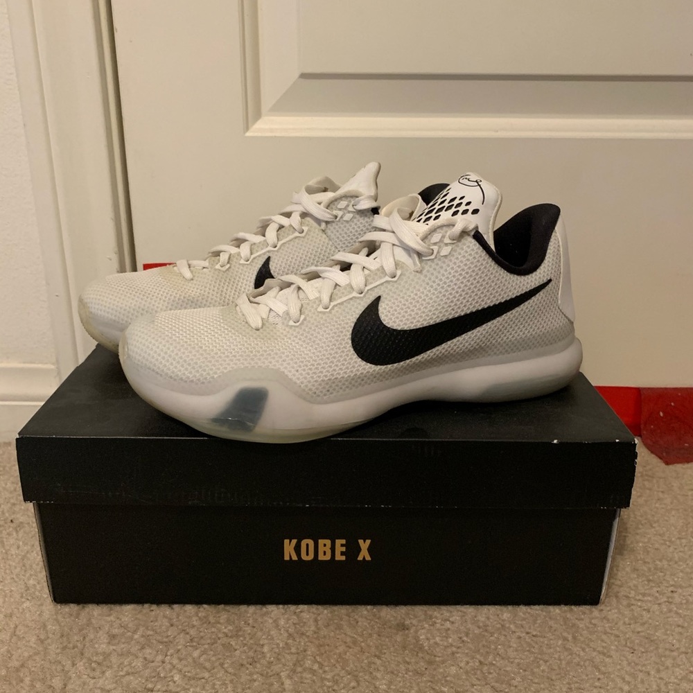 Nike Kobe X Fundamentals Size 9